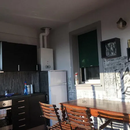 Casa Rive Amaema بيت للعطل *