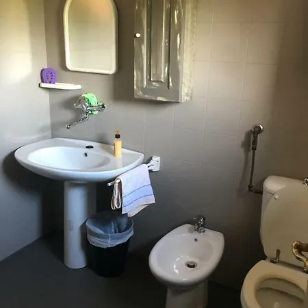 Casa Rive Amaema بيزارو