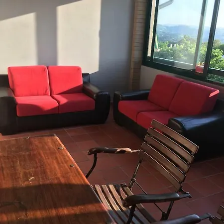 بيت للعطل Casa Rive Amaema بيزارو